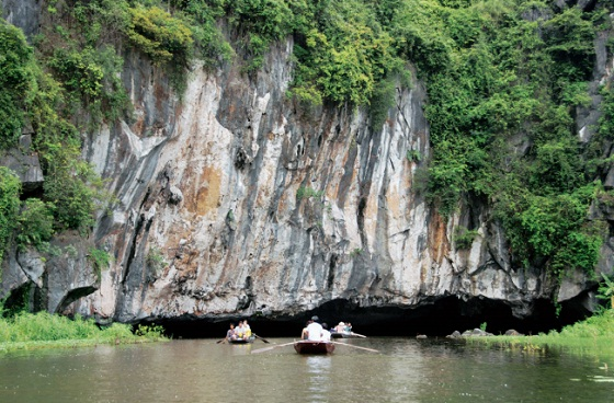 HOA LU – TAM COC – MUA CAVE TOUR FULL DAY TRIP