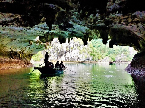 BAI DINH - TRANG AN TOUR FULL DAY TRIP