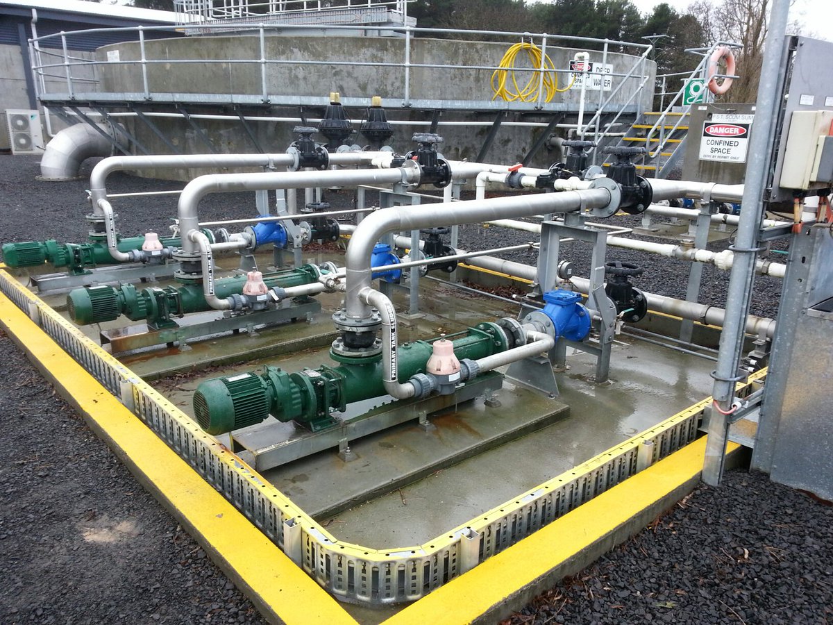 Máy bơm dầu làm mát là gì? Đặc tính kỹ thuật thế nào