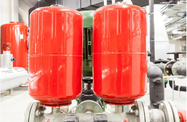 KHÁC BIỆT GIỮA BÌNH TÍCH ÁP VÀ BÌNH DÃN NỞ