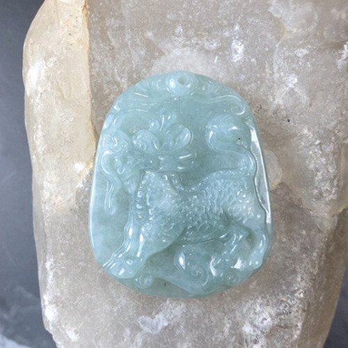 KỲ LÂN CẨM THẠCH