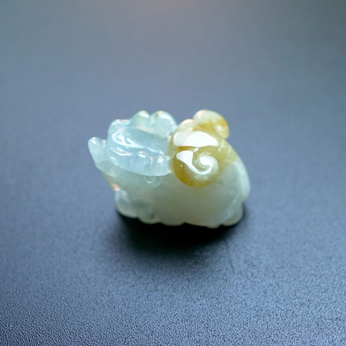 LONG QUY NHƯ Ý VÀNG