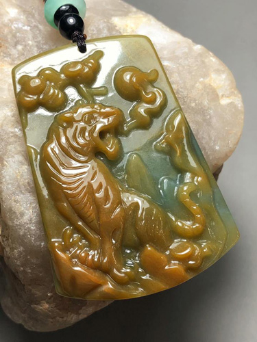 MÃNH HỔ HỒI ĐẦU