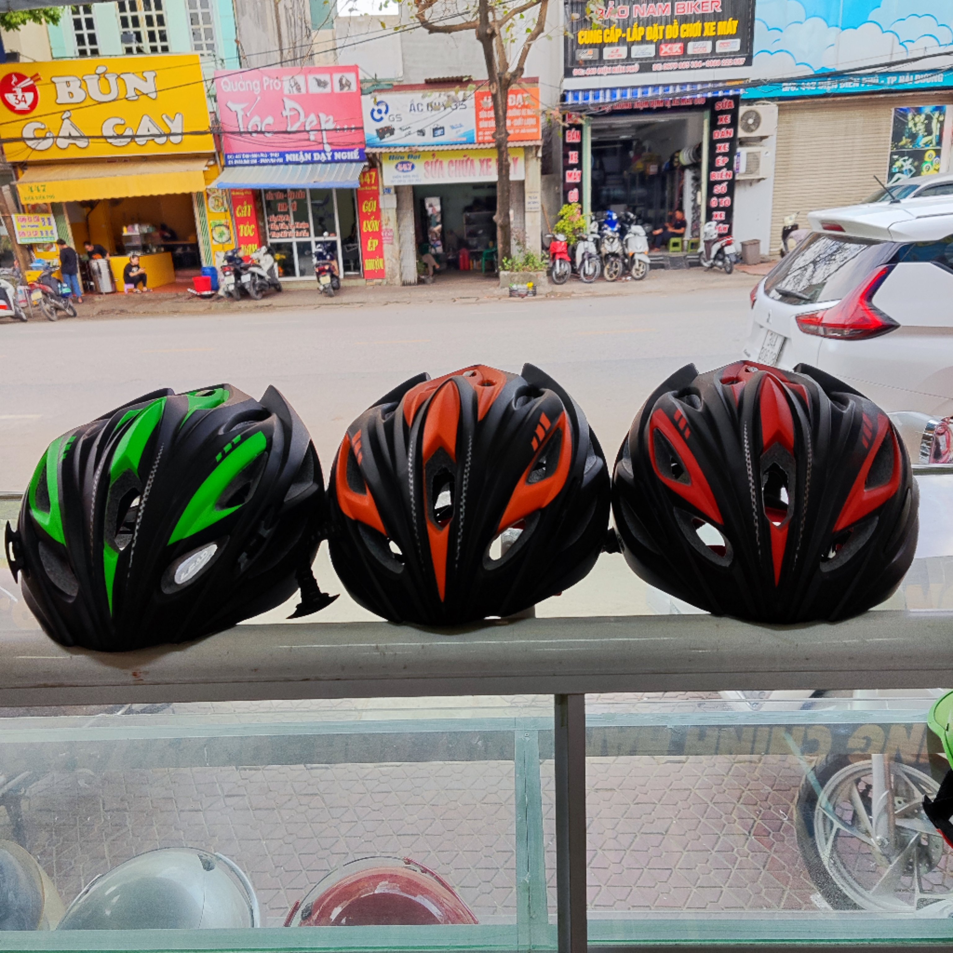 Mũ  xe đạp thể thao