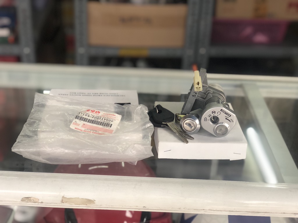Bộ khóa Suzuki Smash , Revo 125