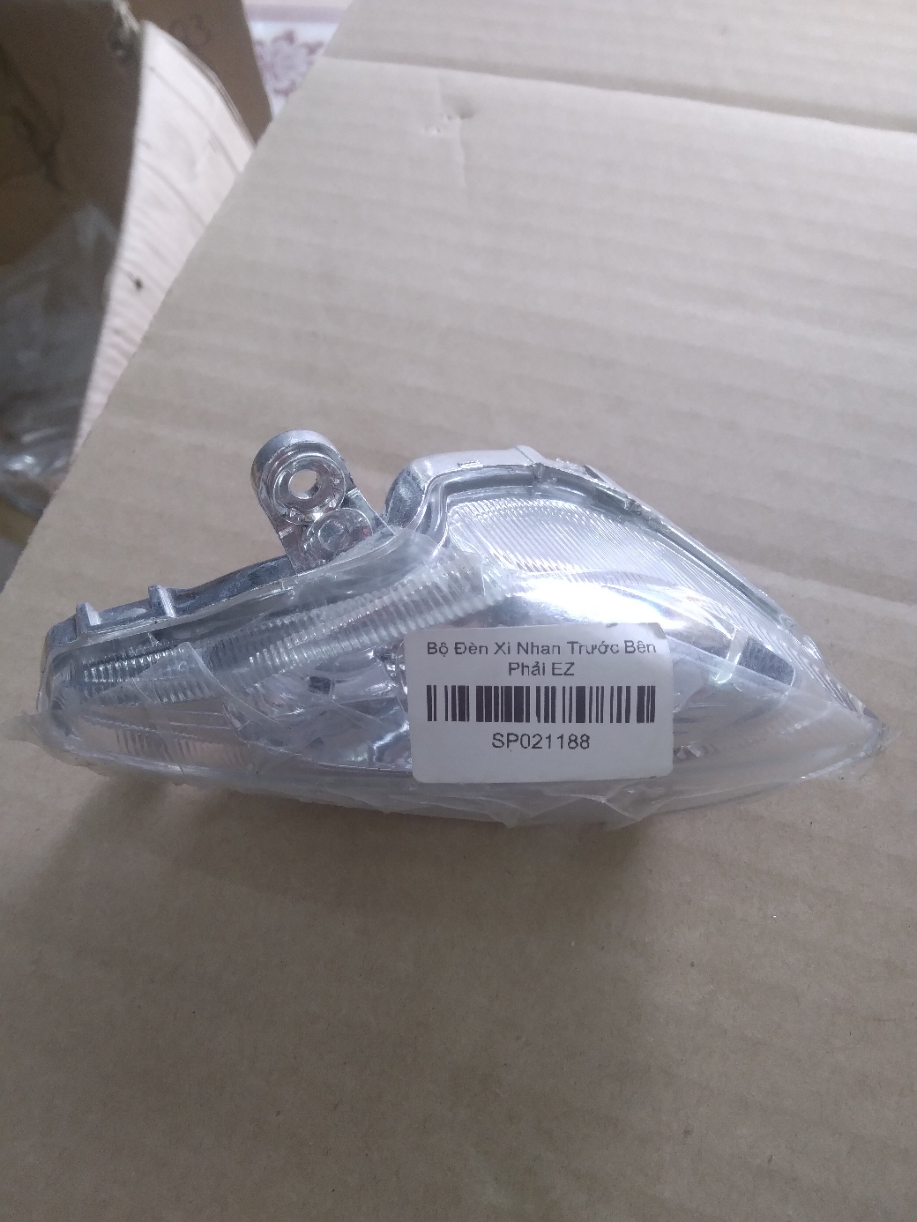 BỘ ĐÈN XIN NHAN TRƯỚC BÊN PHẢI EZ