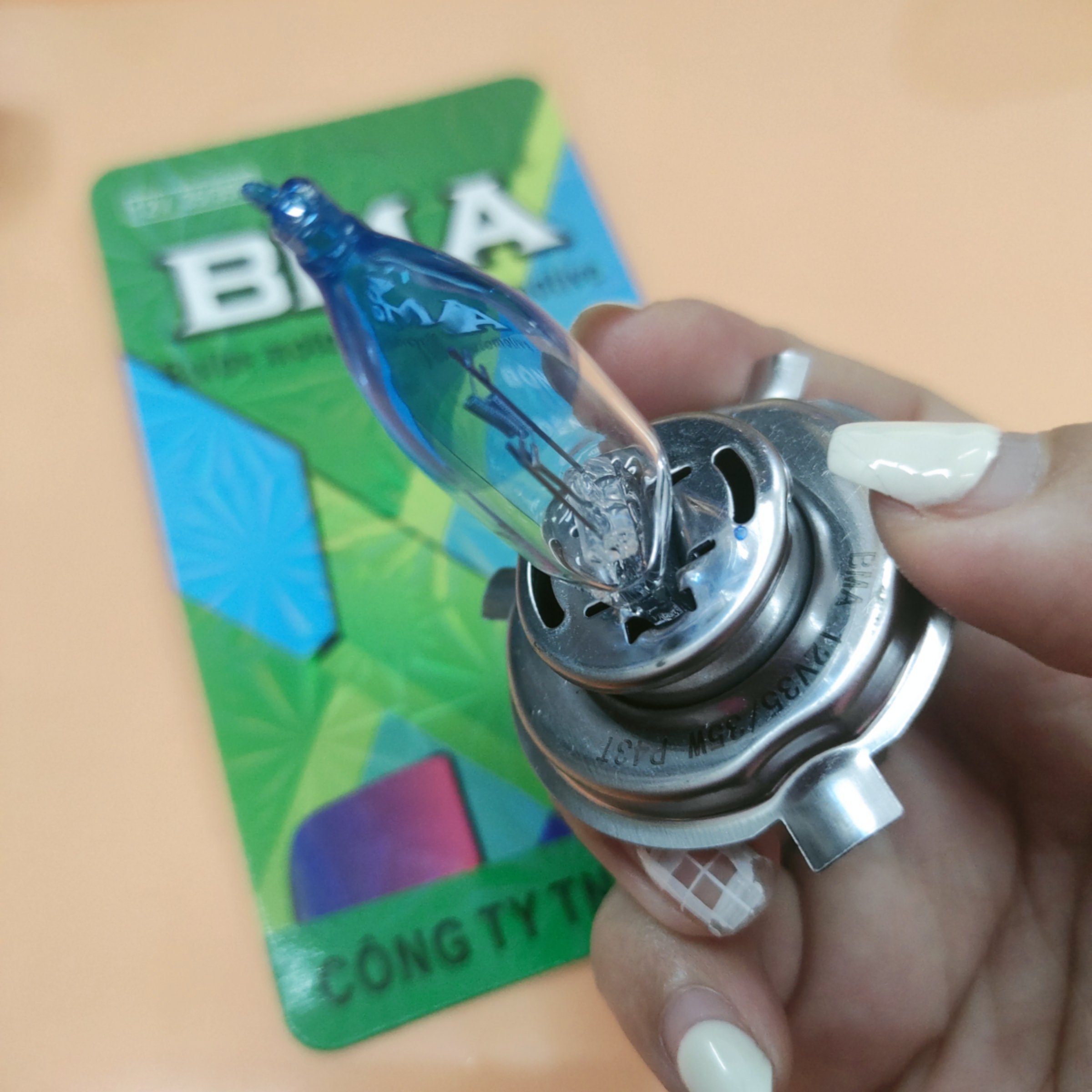 H4 nhọn đầu xanh 35/35w BMA