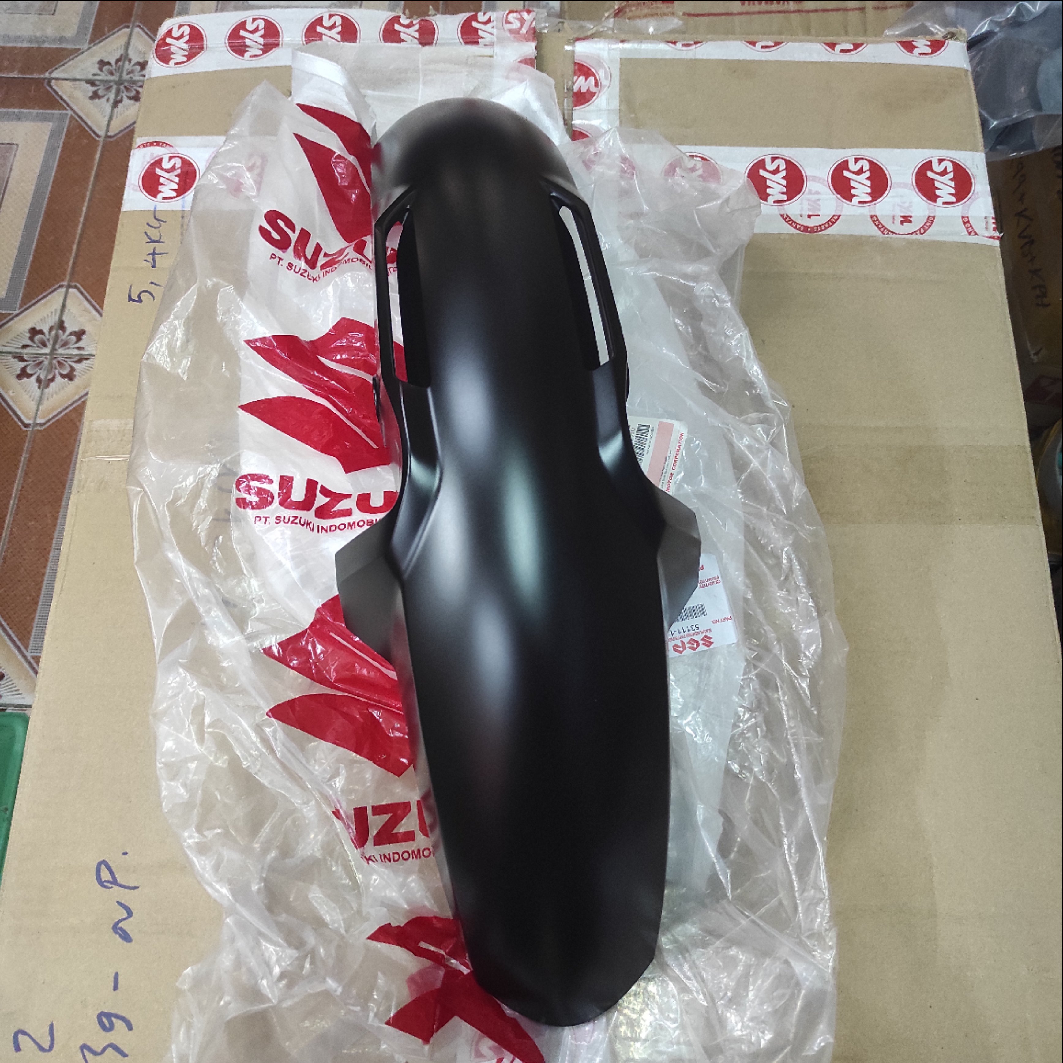 Rè trước Rider fi Suzuki