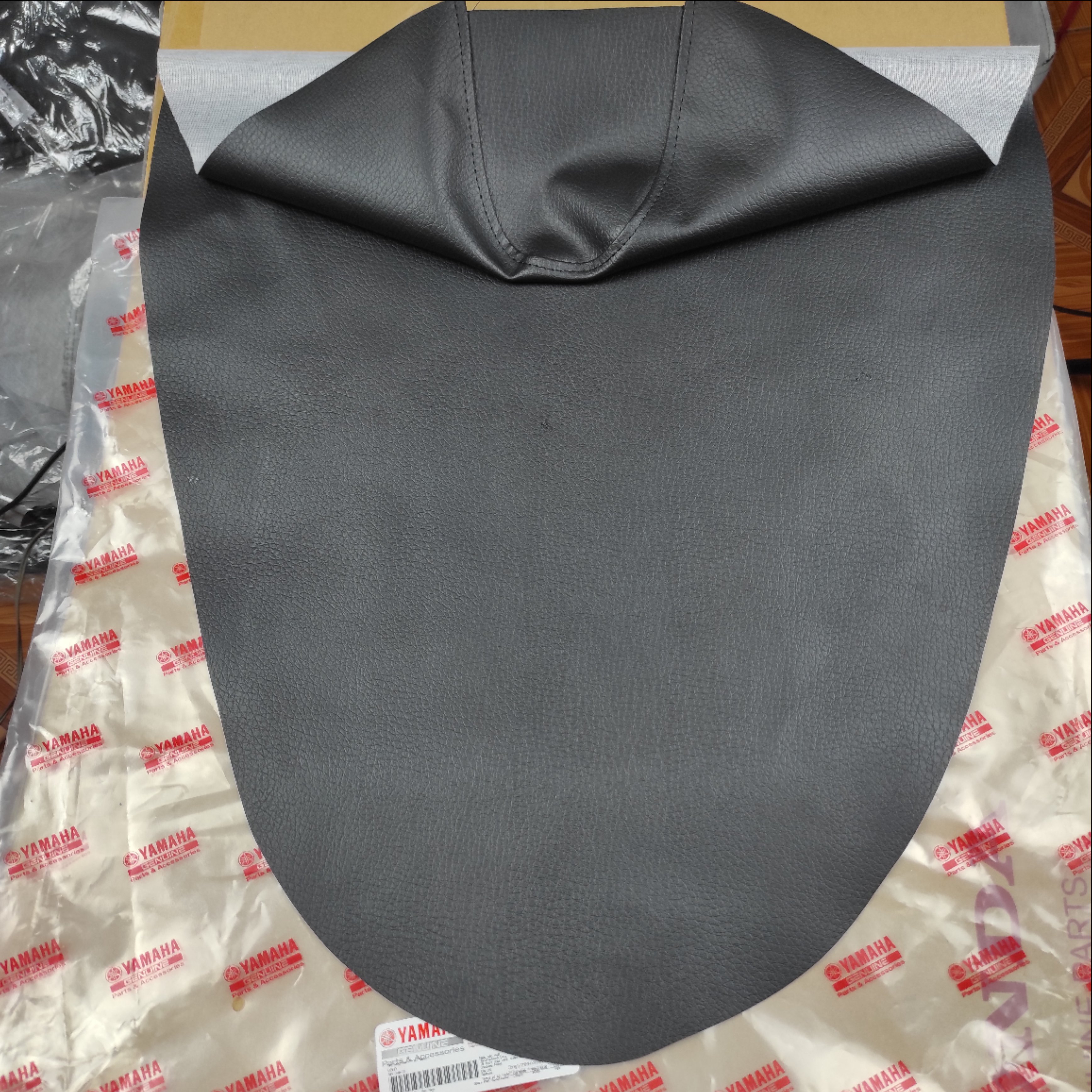 Vỏ yên Jupiter Fi