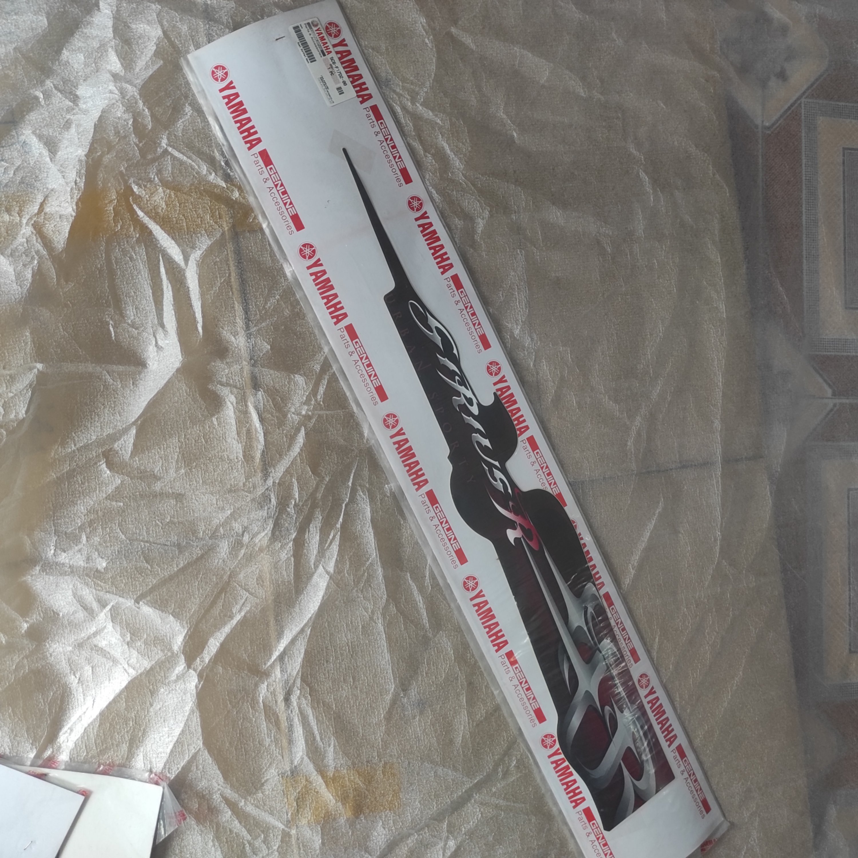 Tem (xe đỏ sẫm 0918)