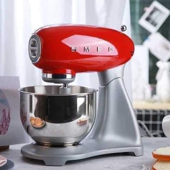 Máy trộn bột SMEG SMF02 [Xách tay Đức giá gốc]