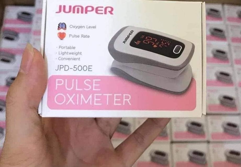 Máy đo nồng độ Oxy SPO2 JUMPER 500E Best Seller tại Đức