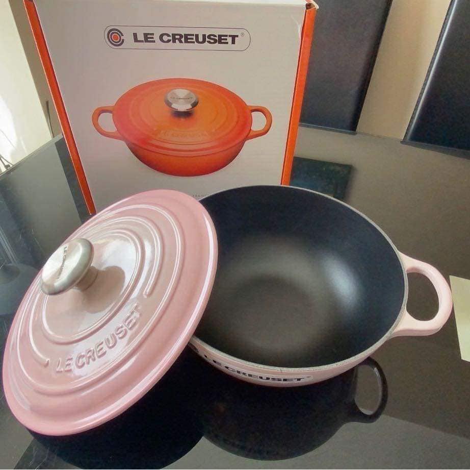 Nồi Gang LeCreuset La Marmite 24cm Shell Pink ( Màu Hồng) [Xách tay Đức giá gốc]