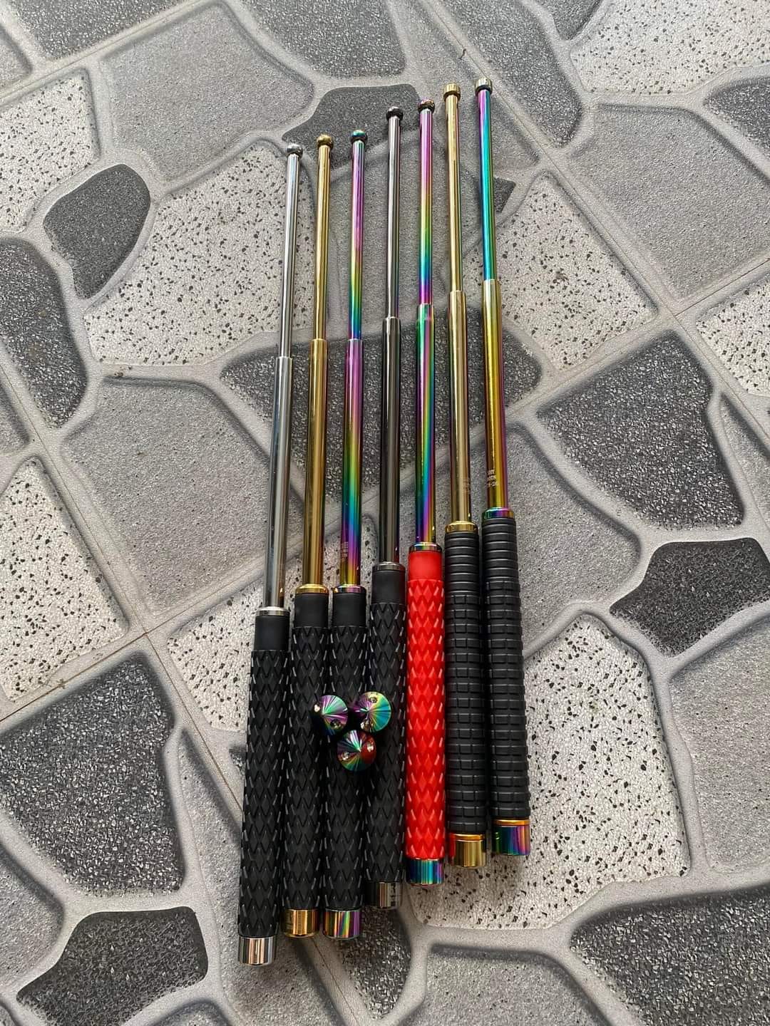 So Sánh Baton ASP Với Baton Thông Thường: Ưu Nhược Điểm