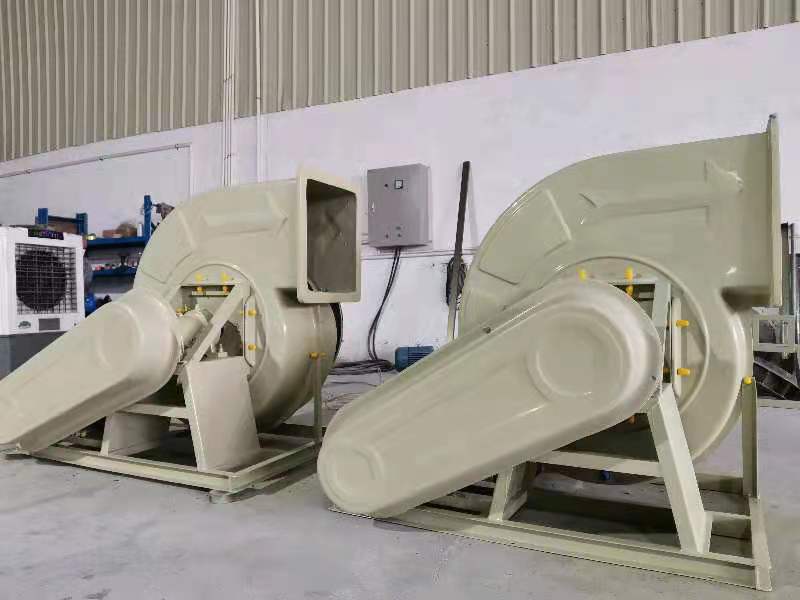 Quạt hút Composite và những tính năng nổi bật Quạt hút Composite và những tính năng nổi bật