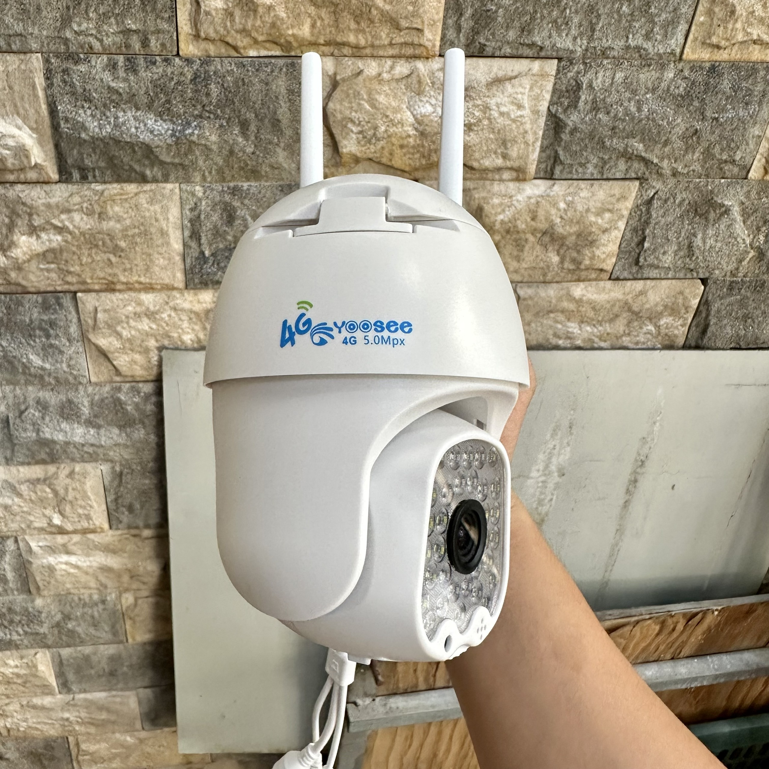 Camera YOOSEE 4G PTZ 3M 1296P Xoay 360 Độ- Đàm Thoại 2 Chiều- Báo Động Chống Trộm- Ban Đêm Có Màu-Không Dây Ngoài Trời
