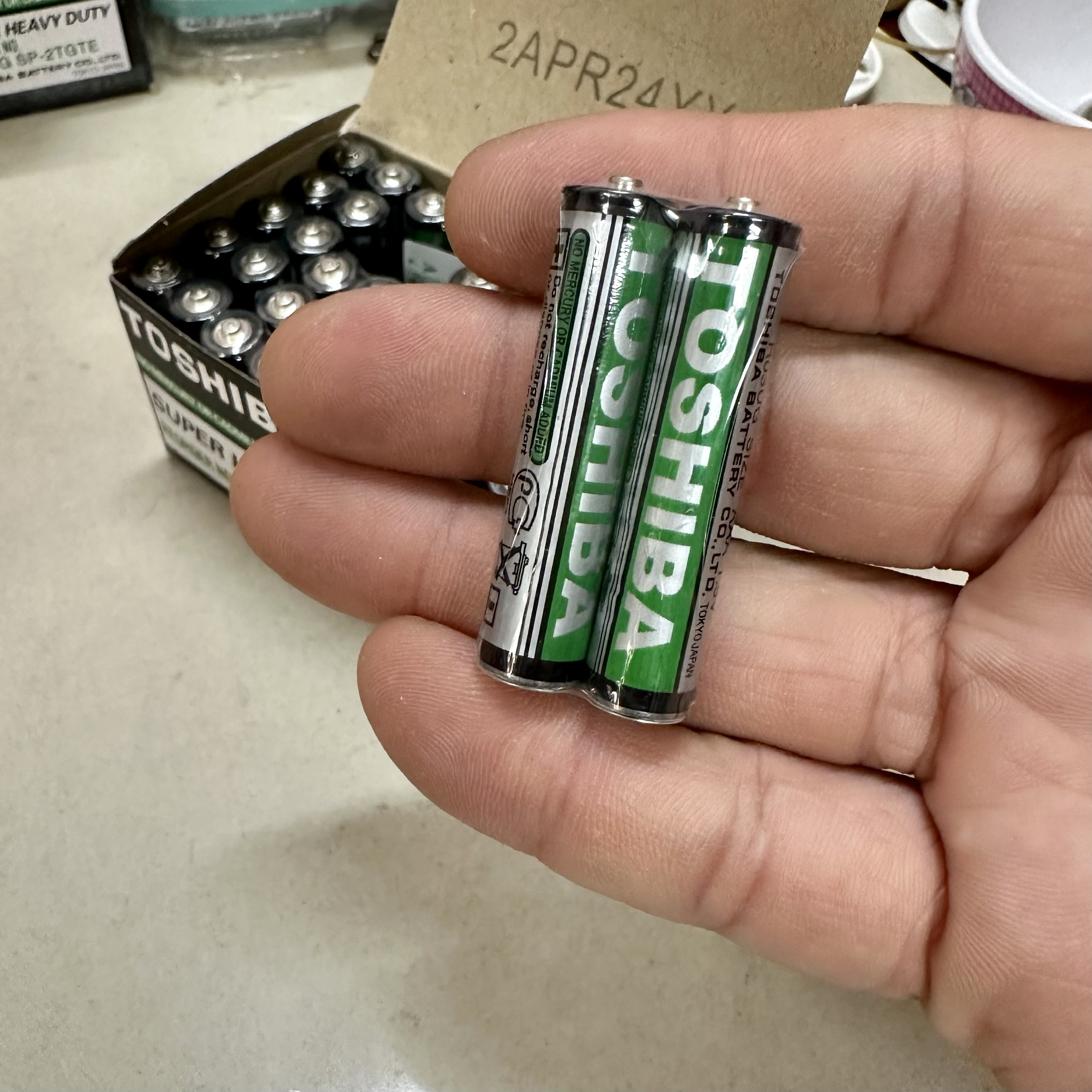 HỘP 40 Viên Pin AA - AAA TOSHIBA Thích Hợp Với Các Thiết Bị Điện Tử Pin nhập khẩu
