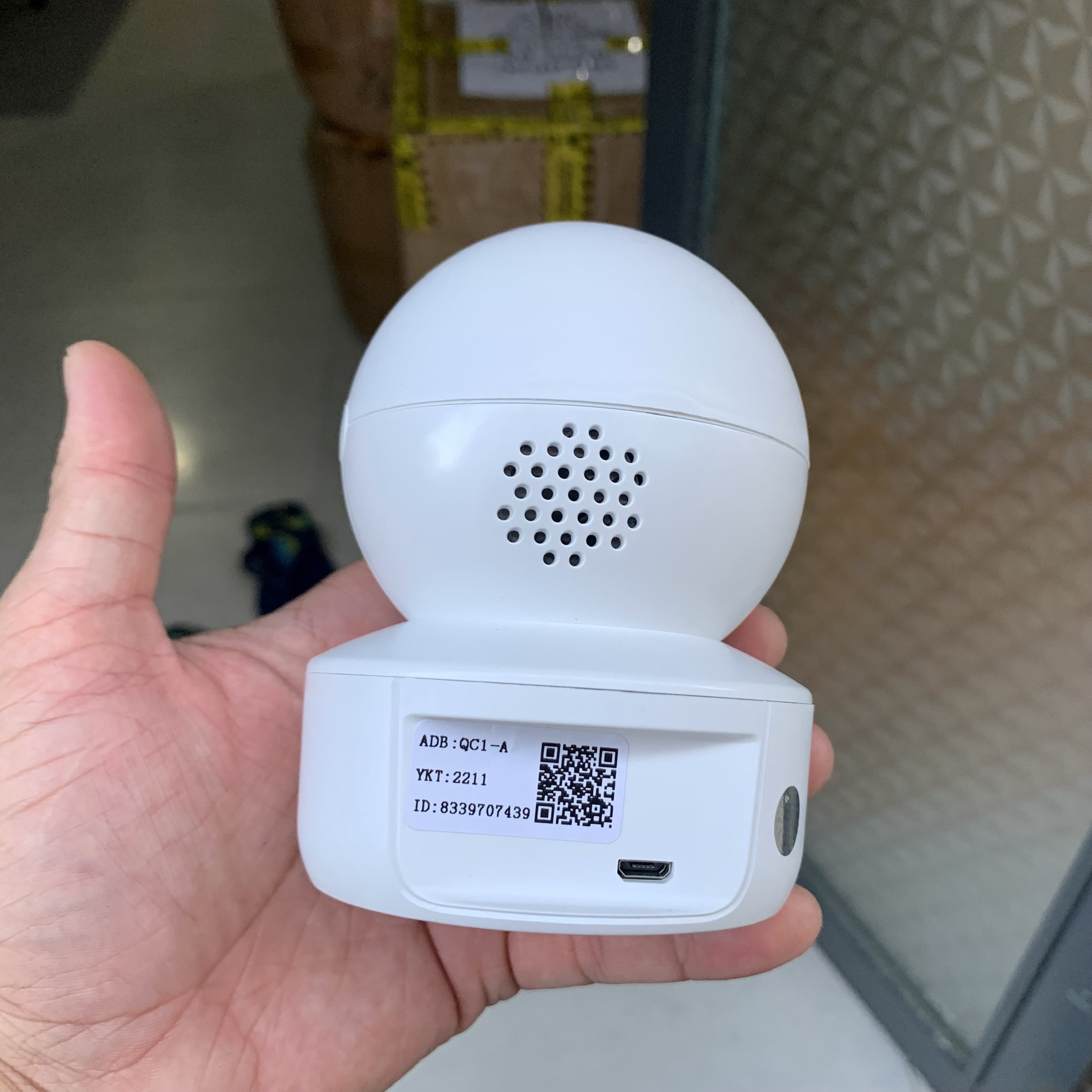 Camera YOOSEE HK216S Xoay 360 Độ HD 2M 1080p- Đàm Thoại 2 Chiều- Báo Động Chống Trộm- Ban Đêm Có Màu- Wifi Không Dây Trong Nhà