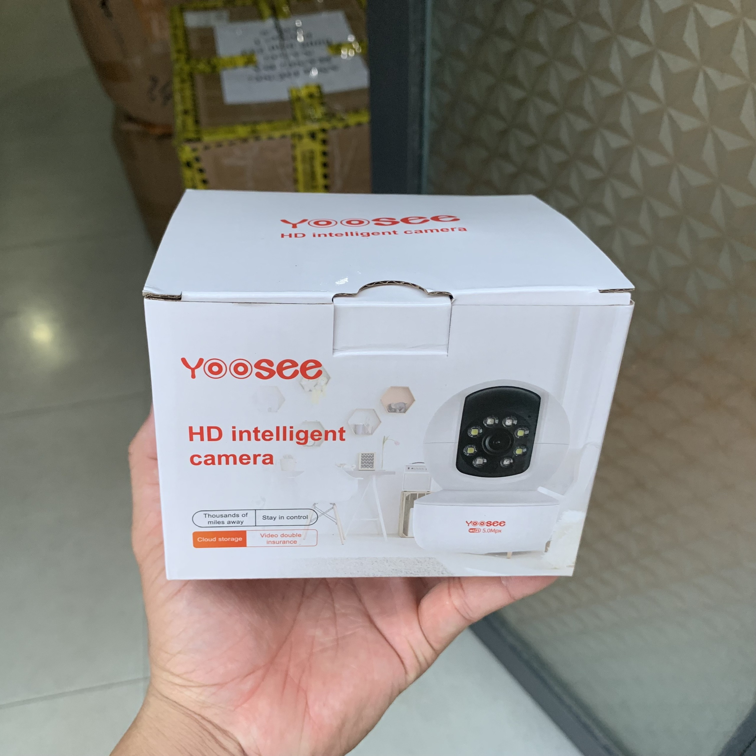Camera YOOSEE HK216S Xoay 360 Độ HD 2M 1080p- Đàm Thoại 2 Chiều- Báo Động Chống Trộm- Ban Đêm Có Màu- Wifi Không Dây Trong Nhà
