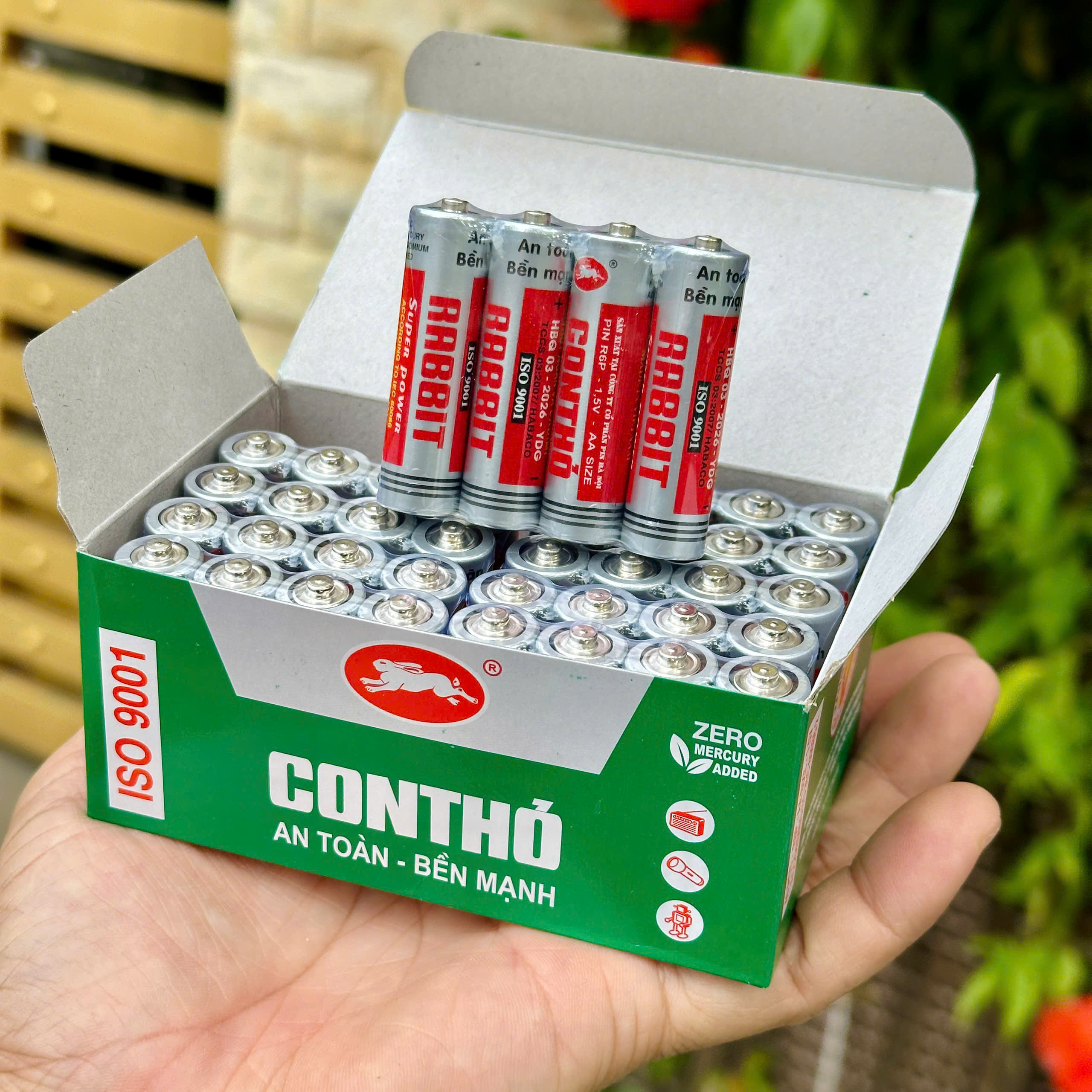 Pin Con Thỏ, Pin Tiểu AA 1.5V, hộp 40 viên Dùng Cho Micro, Đồng Hồ, Các Thiết Bị Điện Tử