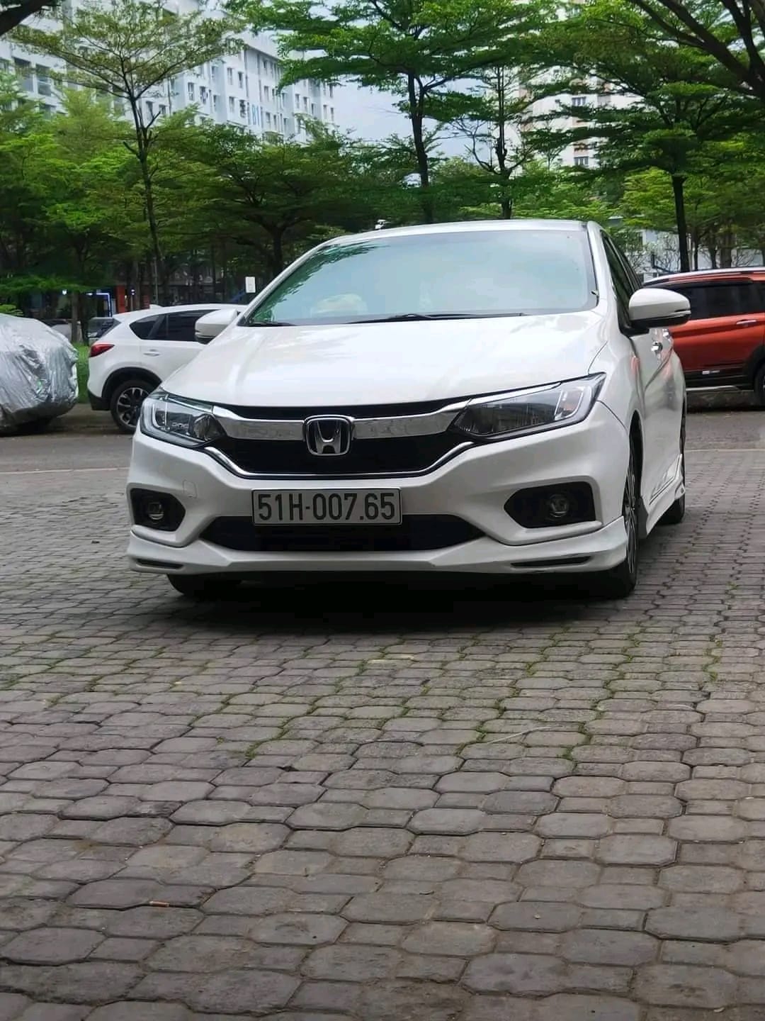 Dịch vụ taxi gia đình 4 chổ 7 chỗ (Anh Minh B2-401)