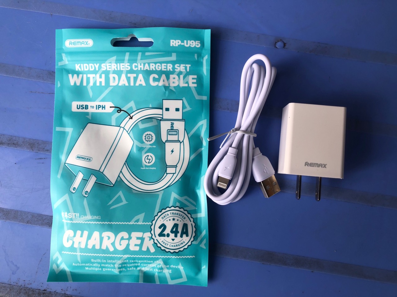 [SE30] Bộ sạc Cóc và Cáp (lighning) iphone remax u95