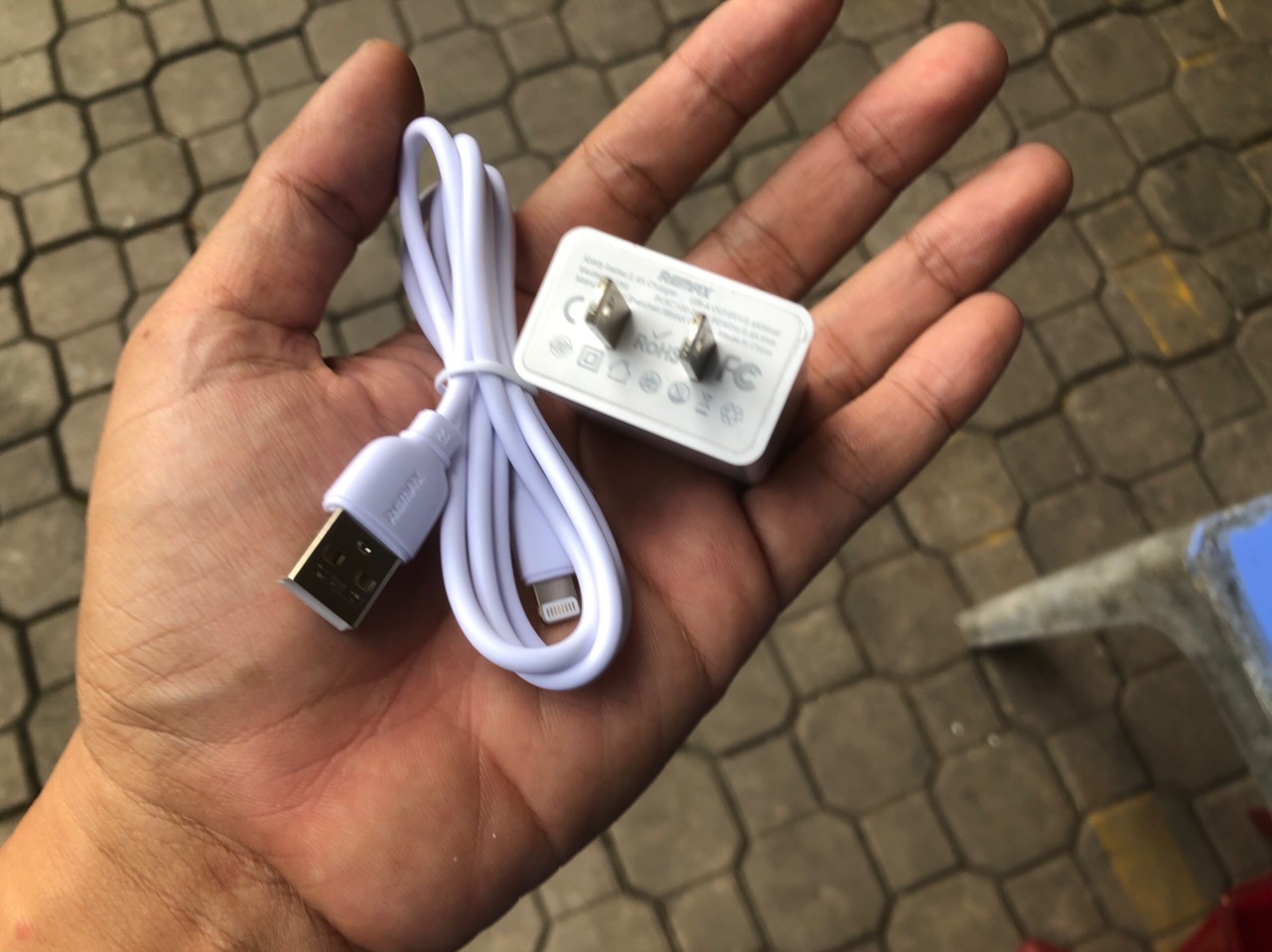 [SE30] Bộ sạc Cóc và Cáp (lighning) iphone remax u95