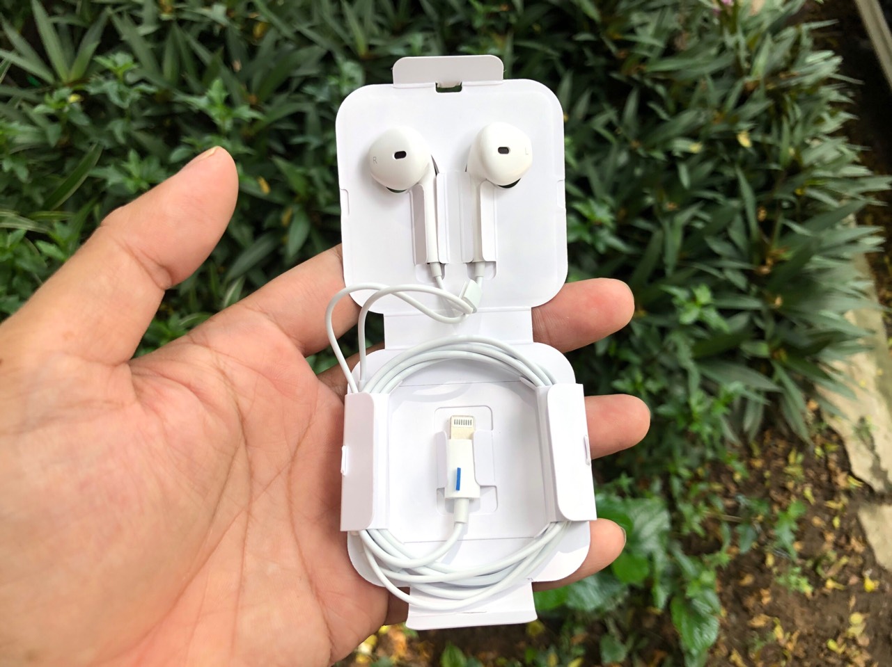 [SE60] Tai Nghe XSMax vành đồng chân Lighning FULLBOX