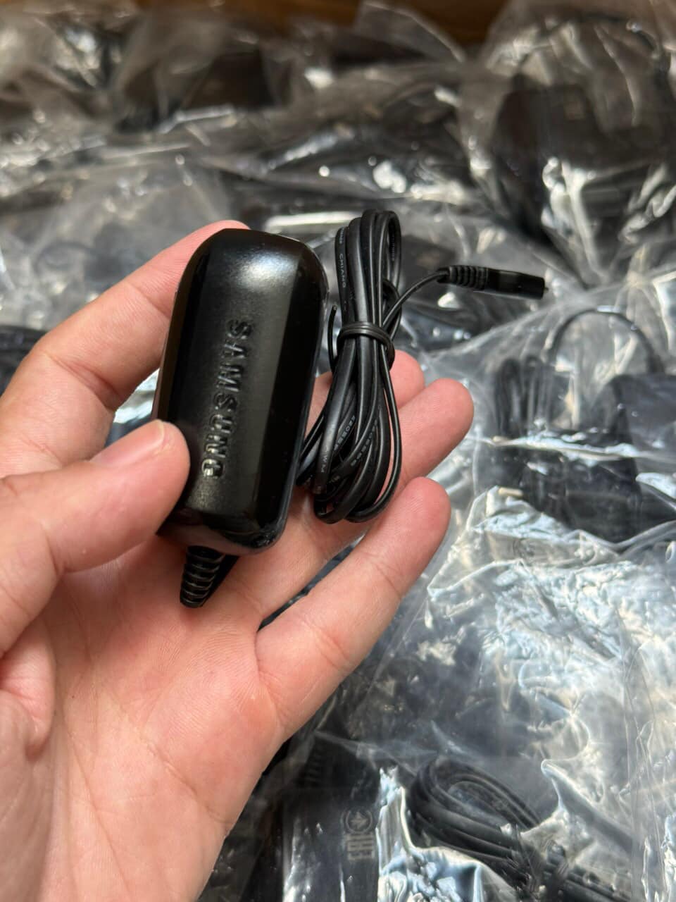 [SE12] Sạc Liền dây Micro SS Chuân Dung cho máy cỏ