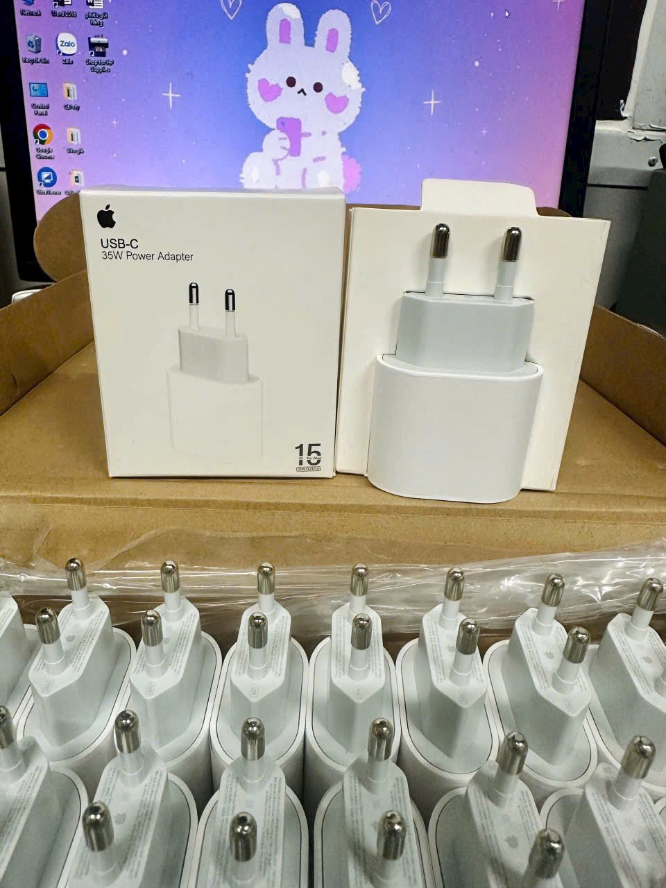 [SE34] Củ Sạc Iphone 15 35W chân tròn Main đen hàn Quốc