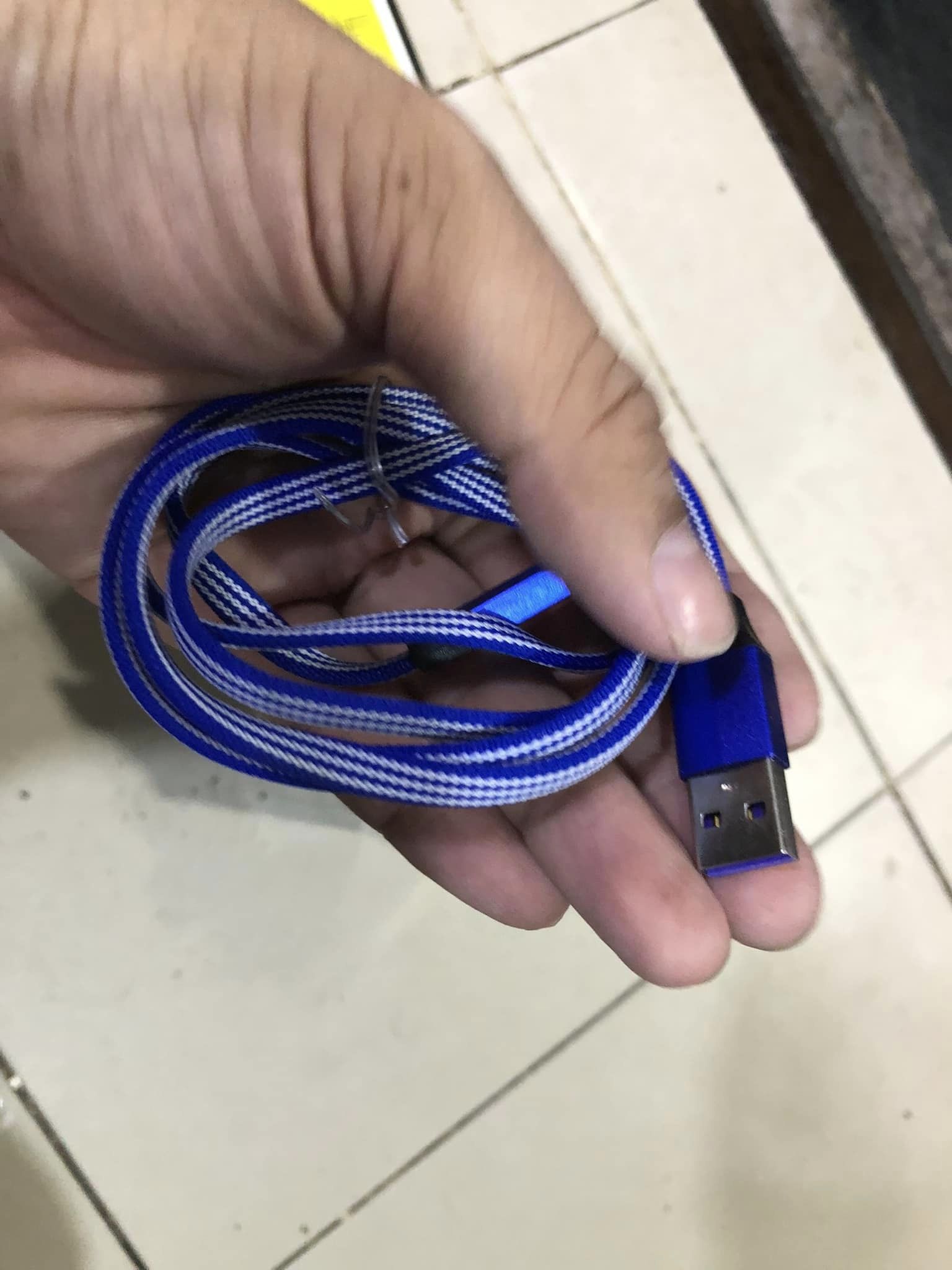 [SE11] Cáp sạc dù iphone nhiều màu 25k/ sợi