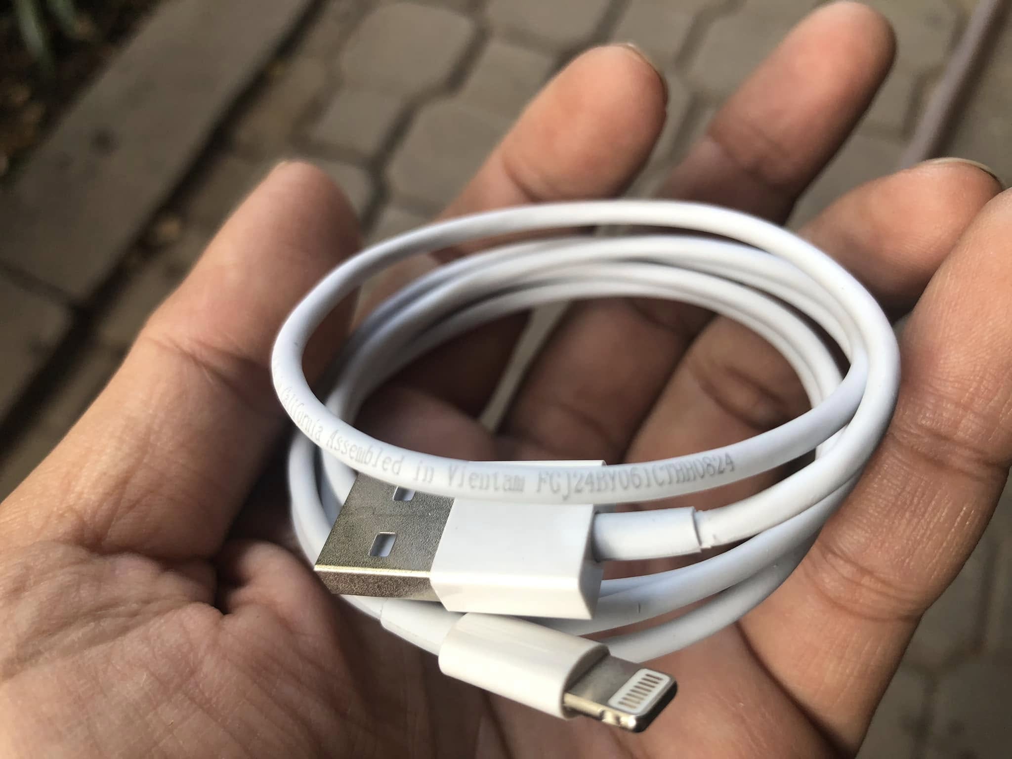 [SE8] Cáp sạc iphone đang lưới kẽm