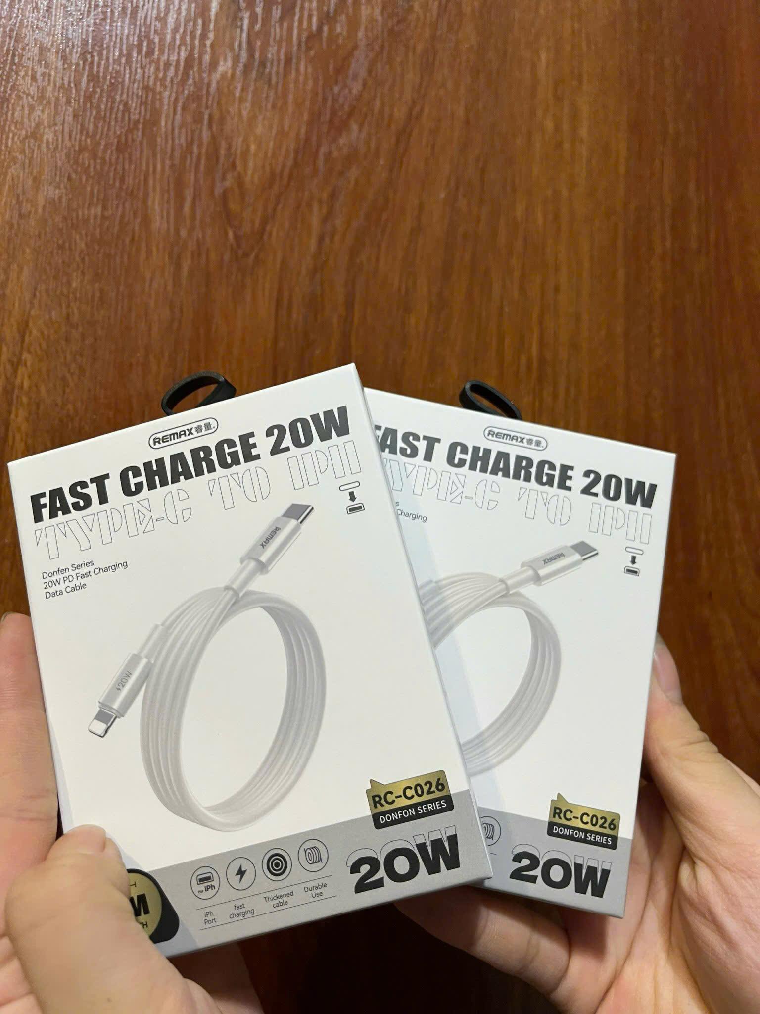 [SE26] Cáp sạc Type C to Lighning 20W remax RC-C026