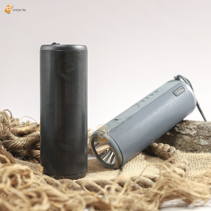 [SE165] Loa Bluetooth tích hợp đèn pin Hoco HC11