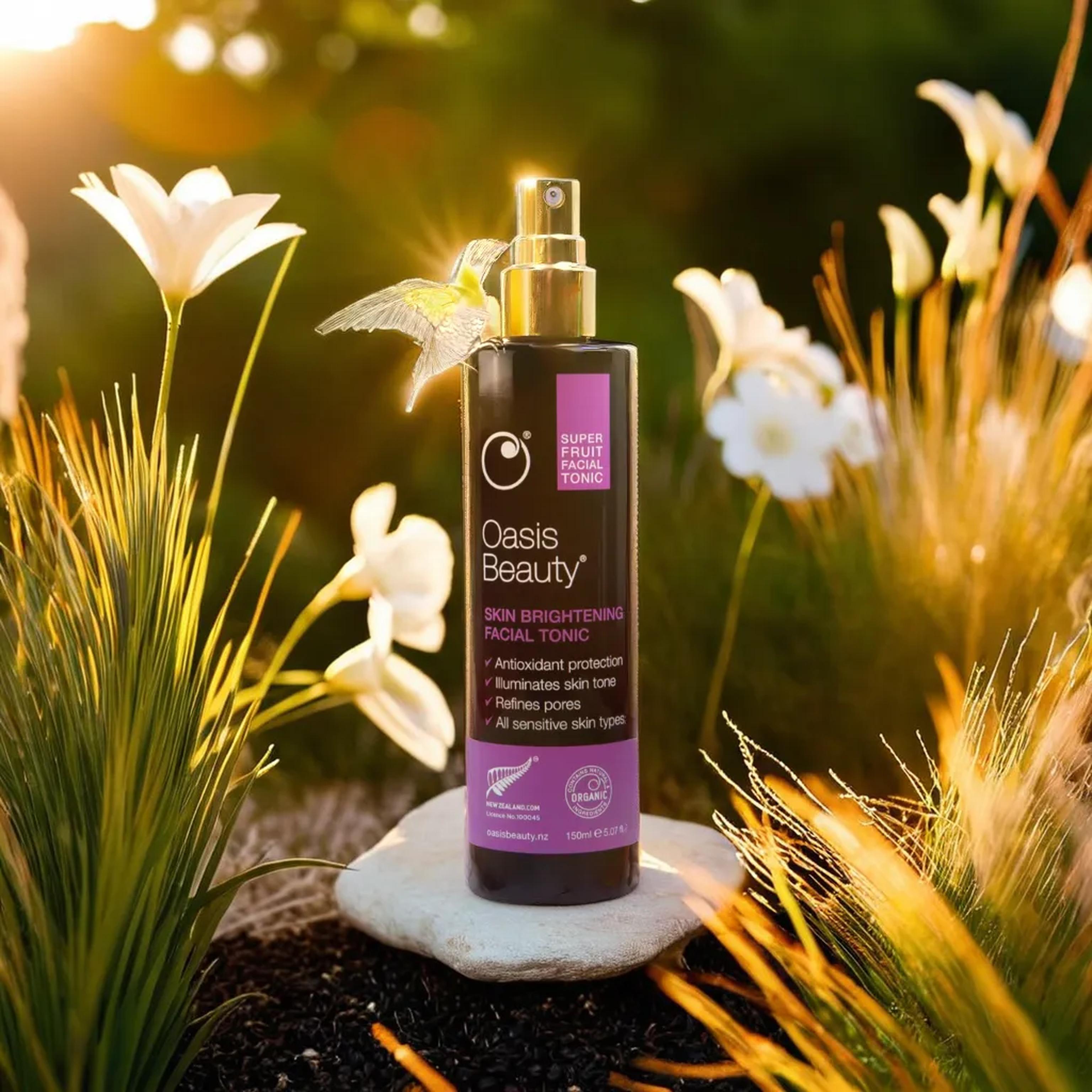 Xịt dưỡng trắng da, chống lão hóa Super Fruit Skin Brightening Facial Tonic