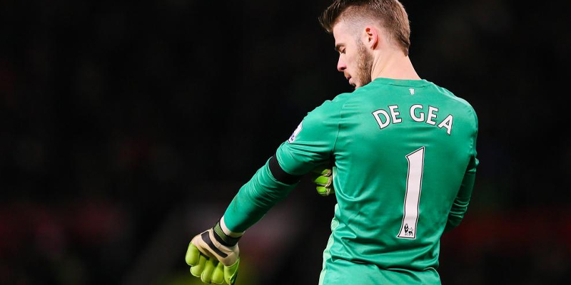 Chiếc áo số 1 luôn dành cho thủ môn , nó hầu như không trao cho cầu thủ nào khác trên sân