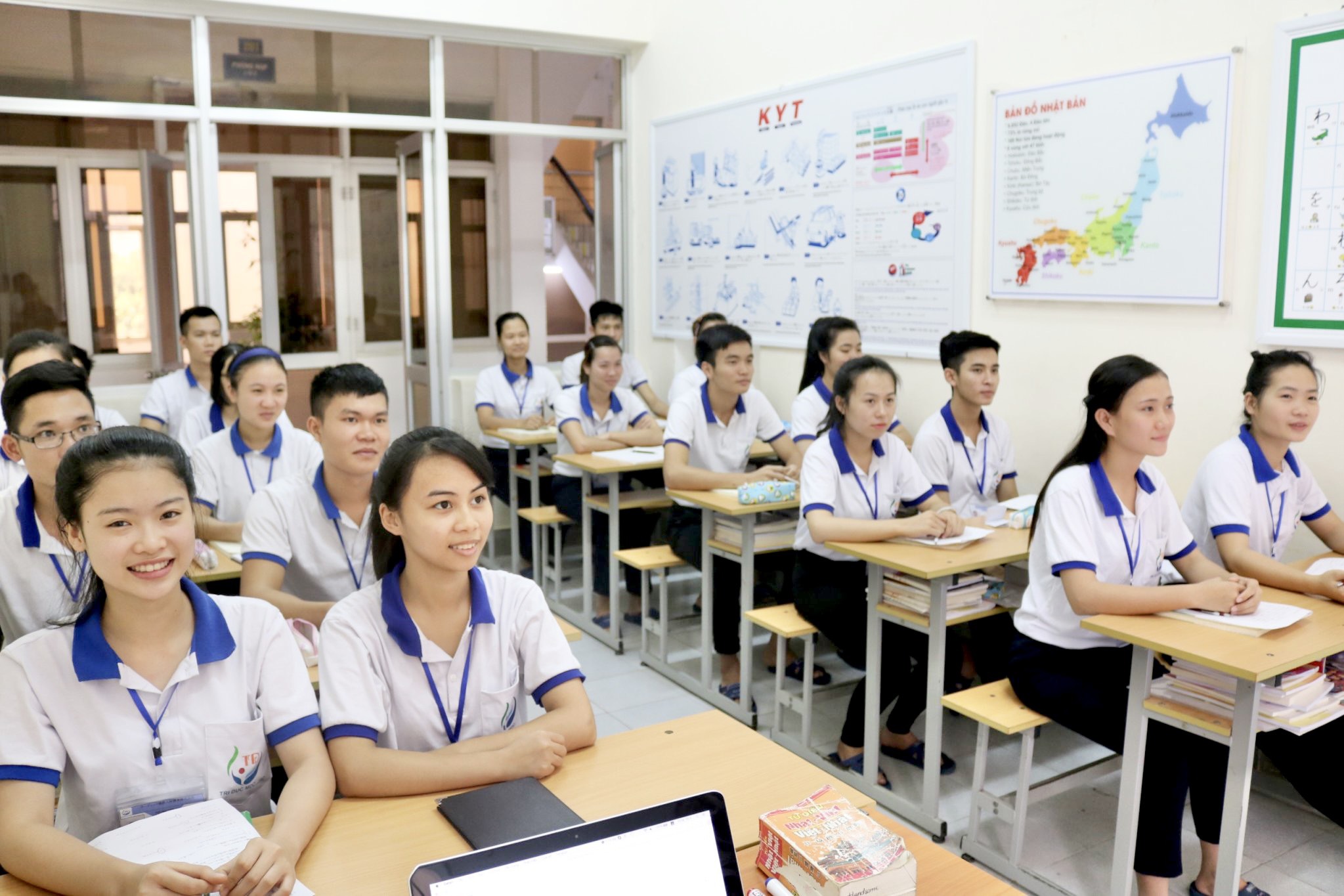 ĐÀO TẠO VÀ GIẢNG DẠY