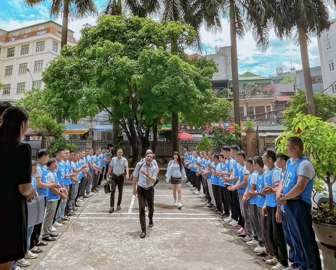 TUYỂN DỤNG 27/05/2024