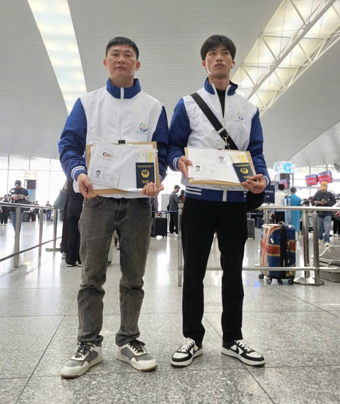 Xuất cảnh 01/03/2025