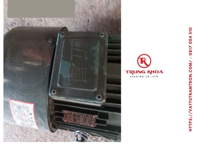 Động cơ gầu kíp trạm trộm JS  2