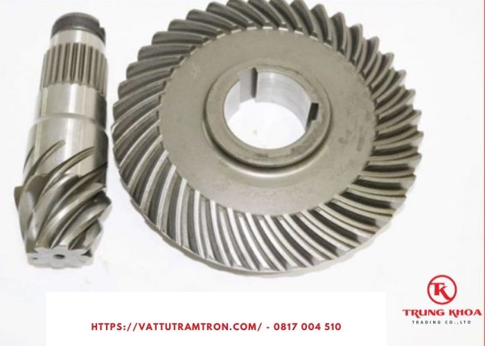 Bánh răng côn xoắn hộp giảm tốc cối trộn bê tông 1.5m3 2