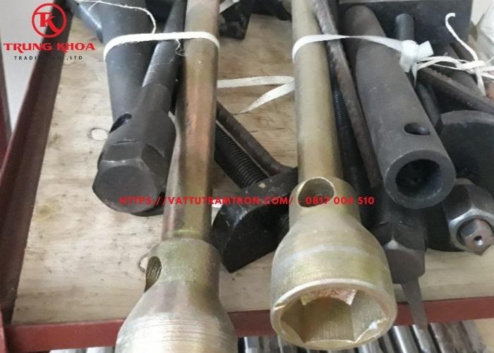 Bộ dụng cụ tháo lắp bơm BW250 2