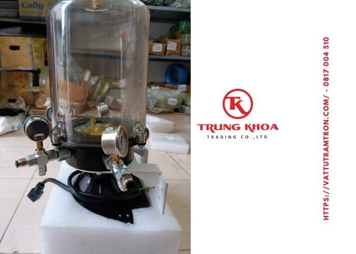 Bơm mỡ tự động trạm trộn 24V 3
