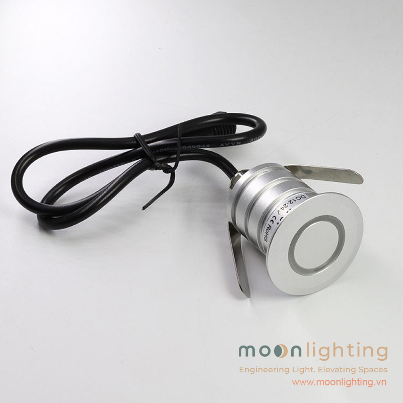 Hình ảnh thực tế đèn âm tường mặt trăng tròn MG-106 kèm dây nguồn chống nước