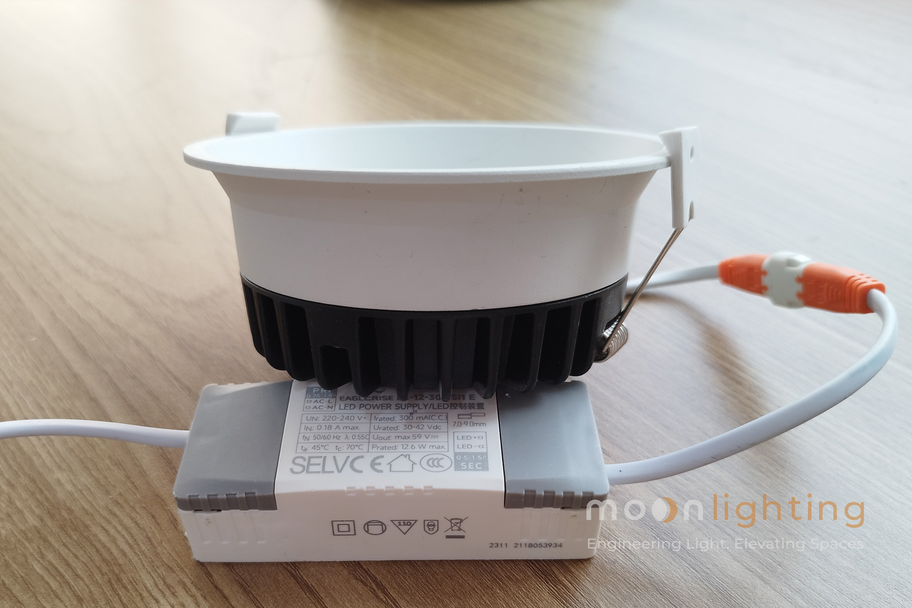 Đèn downlight âm trần chống chói công suất lớn Moon Lighting MG-17550 22W-24W