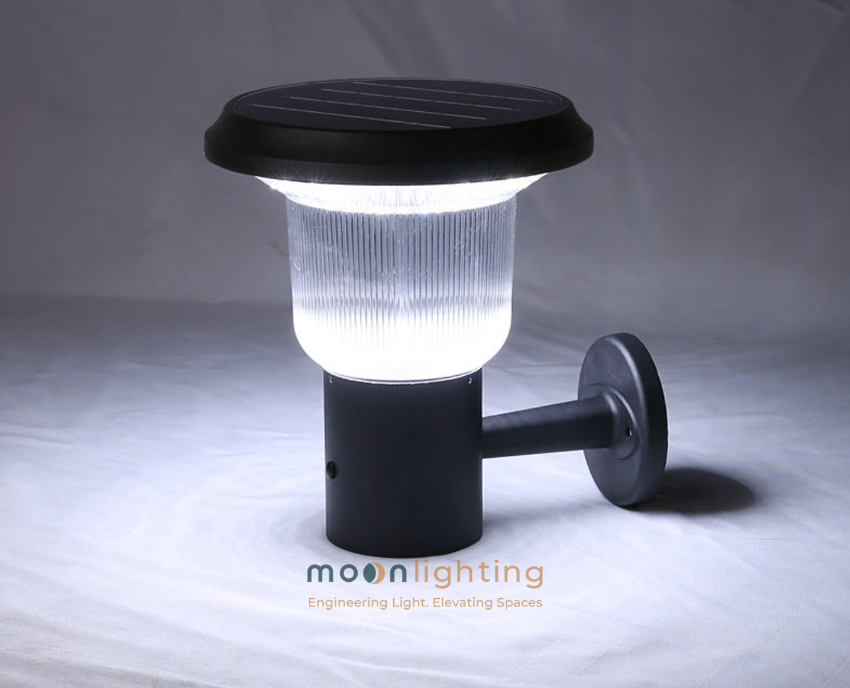 Đèn gắn tường năng lượng mặt trời MG-SL1508 ánh sáng trắng Cận cảnh thực tế hiệu ứng ánh sáng trắng sắc nét của đèn gắn tường năng lượng mặt trời MG-SL1508 chính hãng Moon Lighting