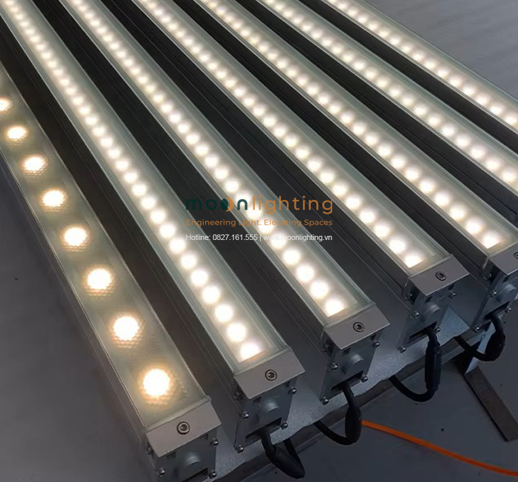 Hình ảnh quy trình gia công ráp hoàn thiện Đèn LED thanh âm đất MG-312 Series tại xưởng Moon Lighting