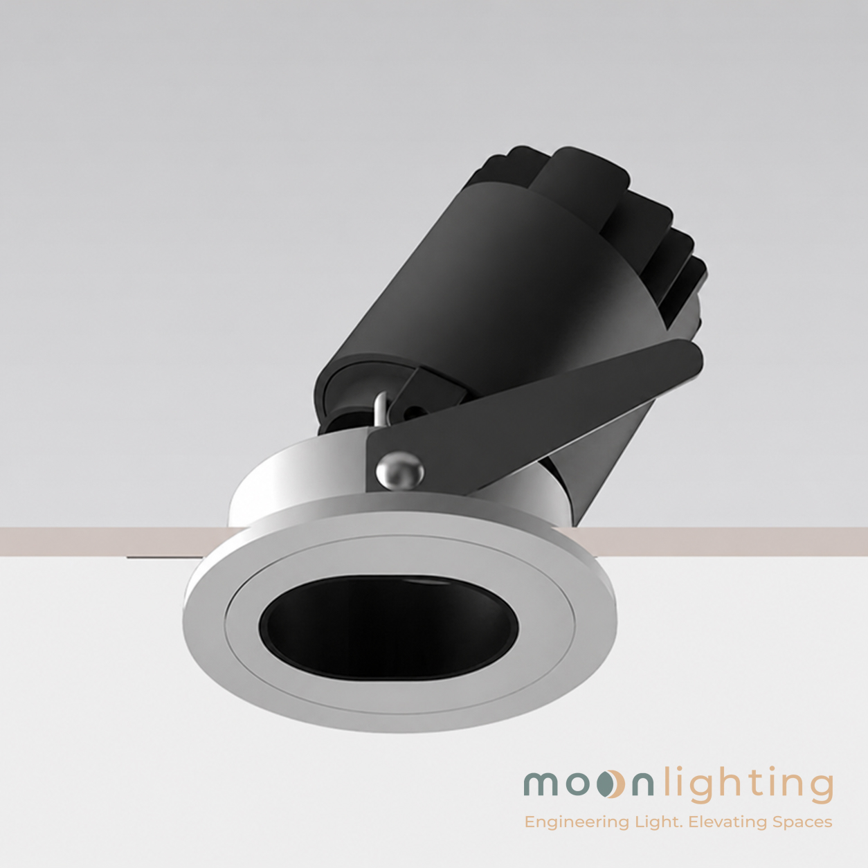 Cận cảnh mặt chóa elip và lớp hoàn thiện nhôm đúc của đèn spotlight Moon Lighting