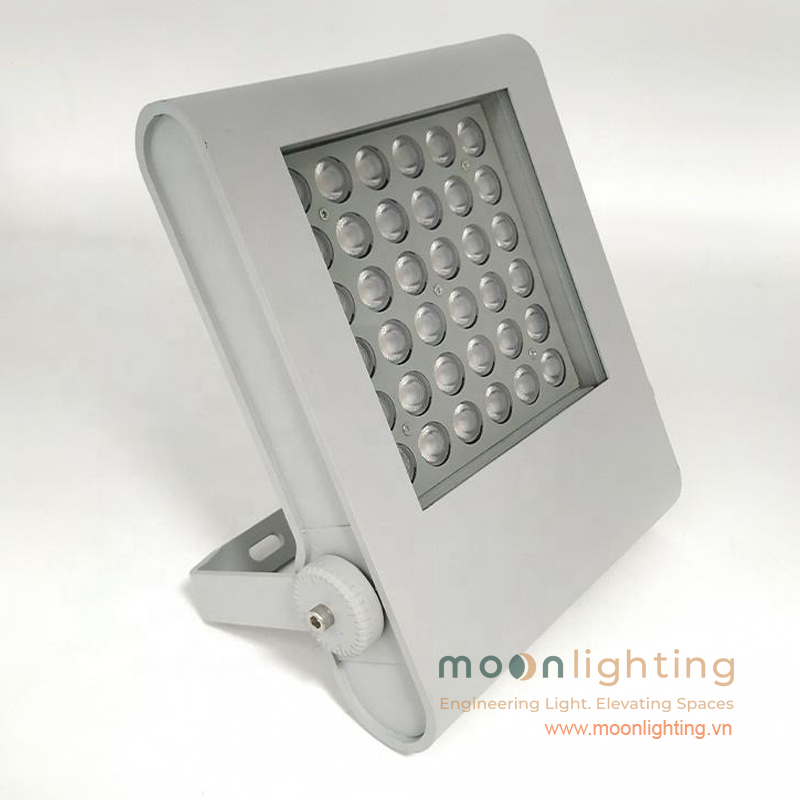 Đèn LED pha chiếu sáng kiến trúc cảnh quan sân vườn MG-611 Moon Lighting Góc chụp thực tế nghiêng chính diện mẫu đèn LED pha chiếu sáng kiến trúc cảnh quan sân vườn MG-611 Series cao cấp chính hãng Moon Lighting