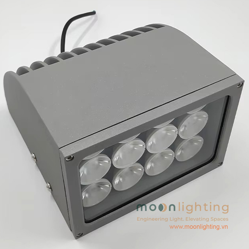 Bề mặt nhôm đúc sơn tĩnh điện chống UV đèn LED MG-610 Series Cận cảnh bề mặt thân nhôm đúc sơn tĩnh điện xám ghi chống UV cao cấp và thiết kế vòm cong chống đọng nước của đèn LED Project Light MG-610 Series Moon Lighting